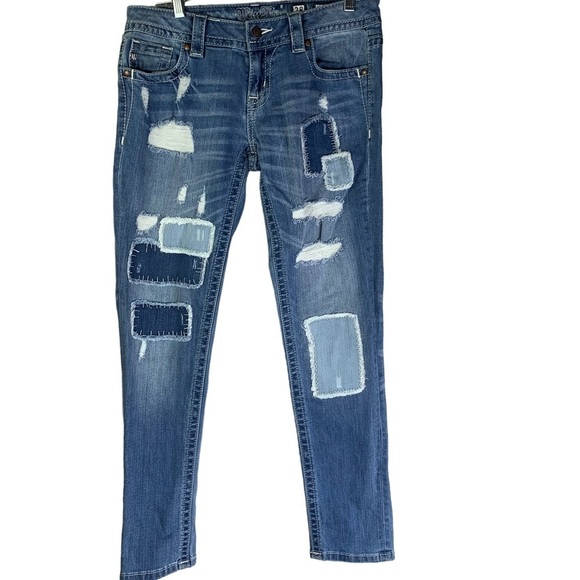 Miss Me Signature Cuffed Skinny Light Wash Patchwork Accents Size 28 Excellent - Picture 1 of 16